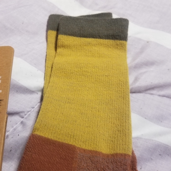 Patagonia  Men's Crew Socks  Cabin Gold  Merino Wool NWT Unisex - Picture 3 of 7